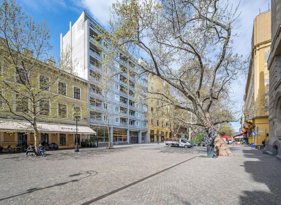 Liszt Ferenc Square Panorama Apt Будапешт Екстер'єр фото